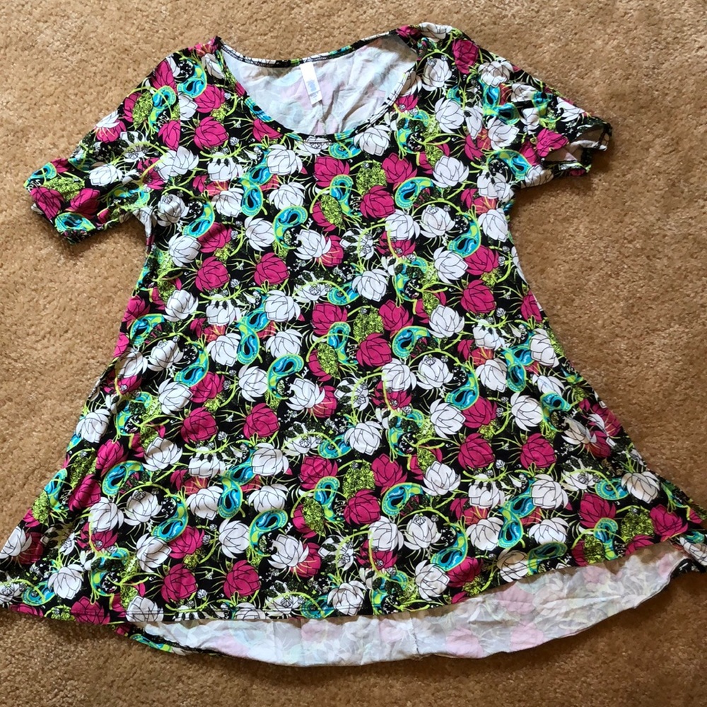 Lularoe Perfect T